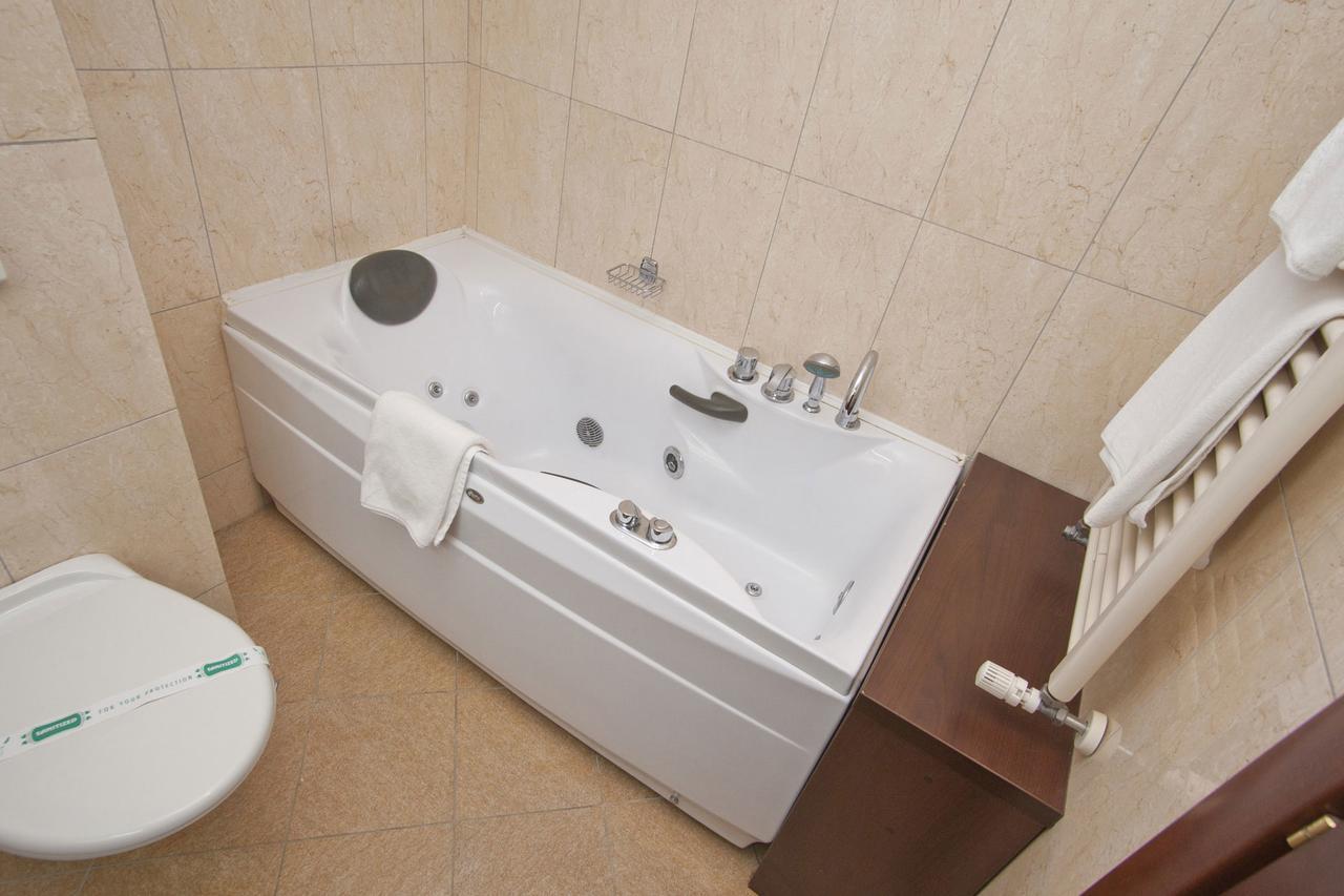 Pensiunea Casa Iris Hotel 3*